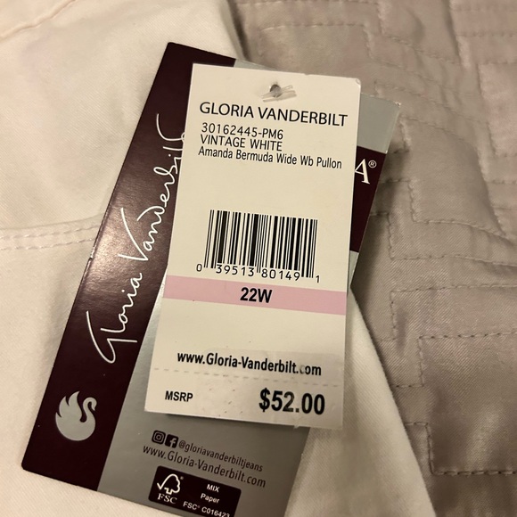 Gloria Vanderbilt Bermuda Super Stretch Waistband Amanda Short 22W - NWT - Picture 5 of 6